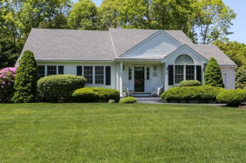 77 Snead Dr, New Seabury, MA 02649 exterior