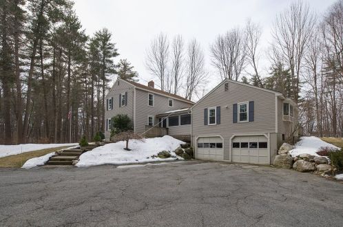 16 Wash Pond Rd, Hampstead, NH 03841 exterior