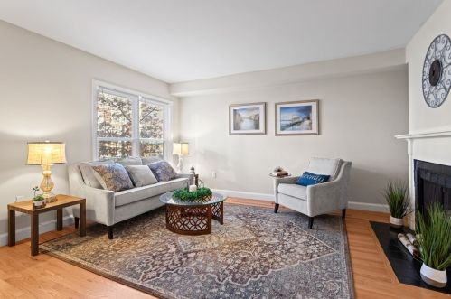 107 Alban St, Roxbury-Xing, MA 02124 exterior