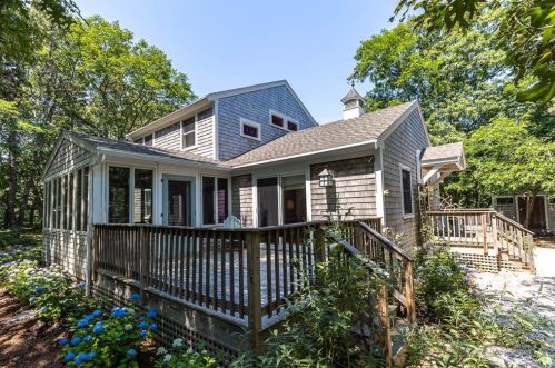 5 Bradford Ln, Eastham, MA 02642 exterior