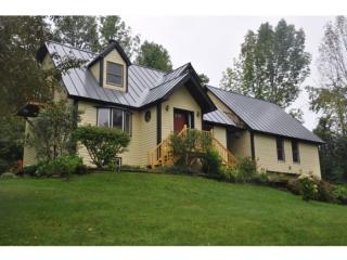 106 Fern Hill Ln, Lake Morey, VT 05045 exterior