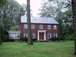 29 Gammons Rd, Newton, MA 02468 exterior