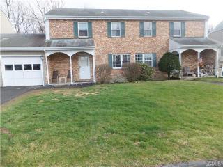 9 Whisconier Vlg, Brookfield-Center, CT 06804 exterior