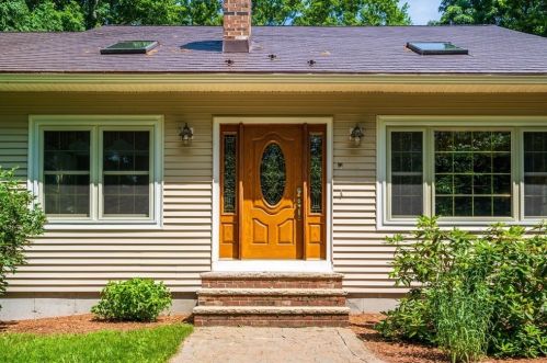 13 Potter Village Rd, Charlton, MA 01507 exterior