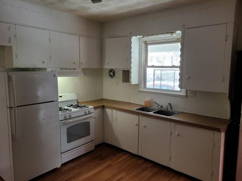 1258 Plainfield St, Providence, RI 02919 exterior