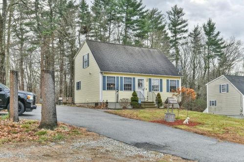 16 Thompson Pike, Killingly, CT 06241 exterior