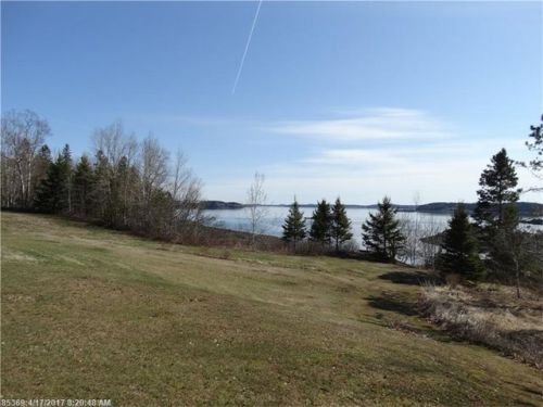 589 Lubec Rd, Lubec, ME 04652 exterior