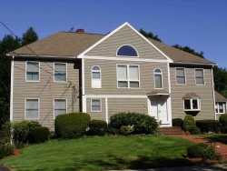 105 Wendell Rd, Newton, MA 02459 exterior