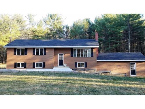 2528 Putnam Pike, Glocester, RI 02814 exterior